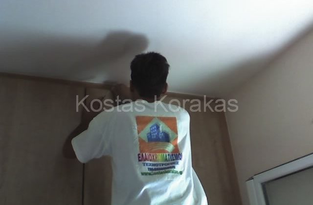 Ελαιοχρωματισμοί – Εσωτερικό Βάψιμο Συνεργείο Ελαιοχρωματισμών που σας εγγυώνται ότι είναι σε θέση να αναλάβουν οποιαδήποτε τεχνοτροπία και να προτείνουν τους καλύτερους χρωματικούς συνδυασμούς, αφού εκπαιδεύονται διαρκώς στη χρήση νέων υλικών και στην τεχνική κατεργασία αυτών κι ενημερώνονται συνεχώς για όλες τις εξελίξεις της αγοράς. Ελαιοχρωματισμοί Αναλαμβάνουμε οποιαδήποτε τεχντοτροπία και σας προτείνουμε τον καλύτερο συνδυασμό [&hellip;]